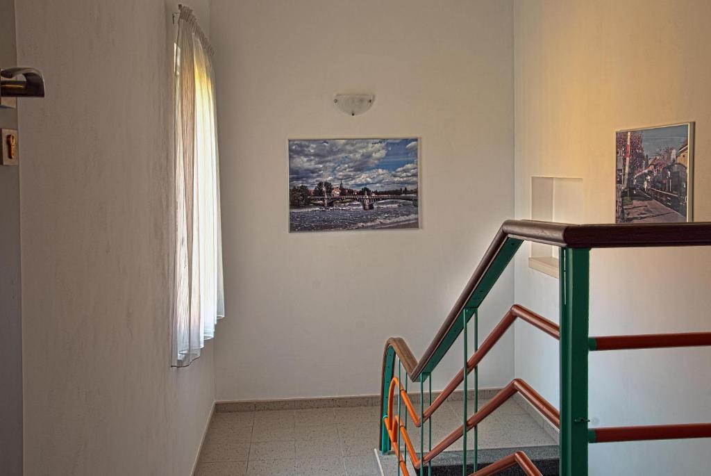 Penzion U Vinoteky Nymburk Oda fotoğraf