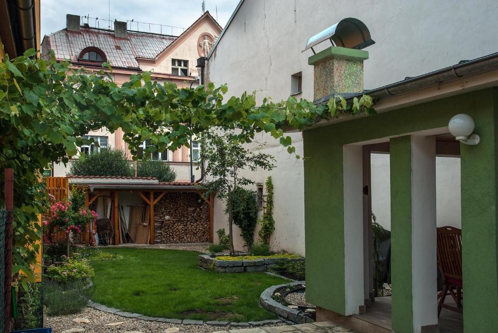 Penzion U Vinoteky Nymburk Dış mekan fotoğraf